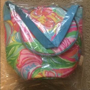 NIP Lilly so apeeling beverage bucket.